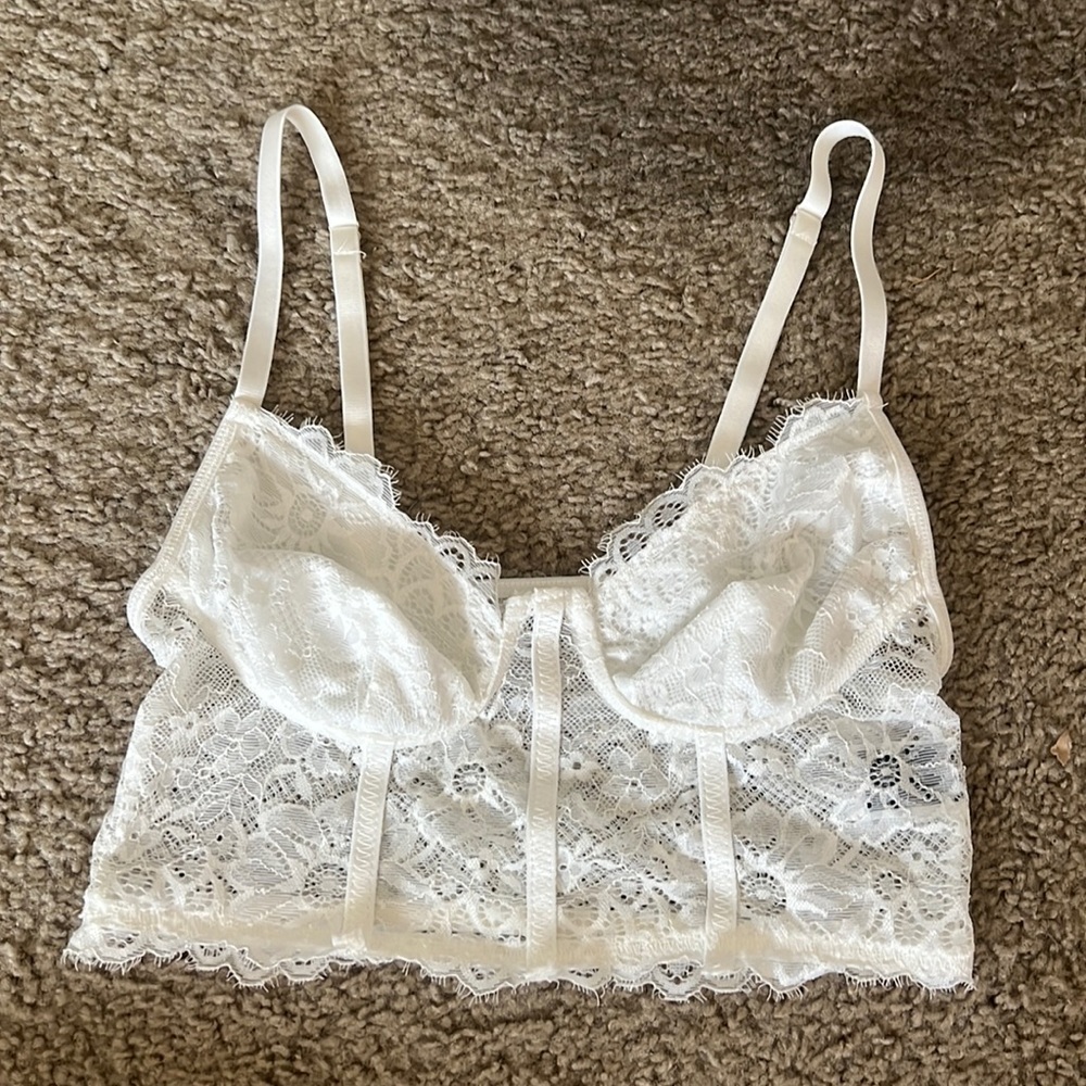 White lace corset crop tank top